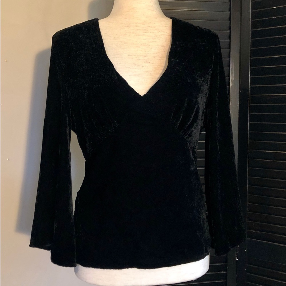 Carole Little | Velvet Bell Sleeve Top